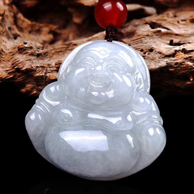 翡翠和和田玉哪个养人和田玉怎么养才是最正确的-第2张图片-翡翠网 翡翠和和田玉哪个养人和田玉怎么养才是最正确的-第2张图片-翡翠网