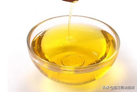 翡翠戴久了怎样清洗翡翠手镯清理妙招-第4张图片-翡翠网 翡翠戴久了怎样清洗翡翠手镯清理妙招-第4张图片-翡翠网