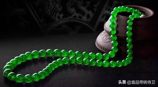 关于翡翠的知识,鉴别翡翠真假小知识-第3张图片-翡翠网 关于翡翠的知识,鉴别翡翠真假小知识-第3张图片-翡翠网