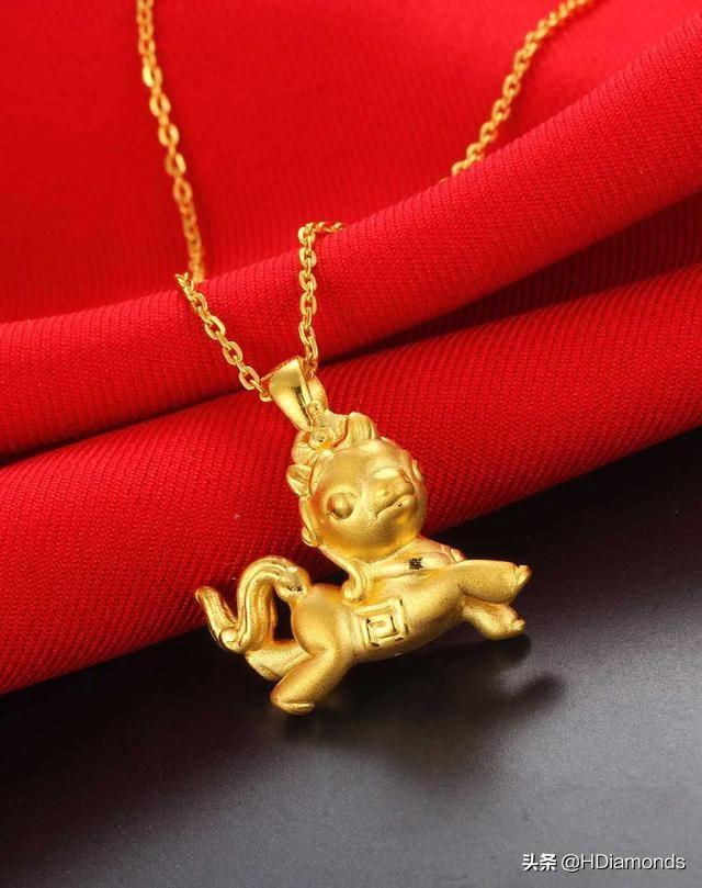 最新款的黄金戒指图片,适合年轻人的黄金戒指女款式-第7张图片-翡翠网 最新款的黄金戒指图片,适合年轻人的黄金戒指女款式-第7张图片-翡翠网