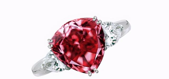 钻石哪个颜色最贵,红宝石的产地-第2张图片-翡翠网