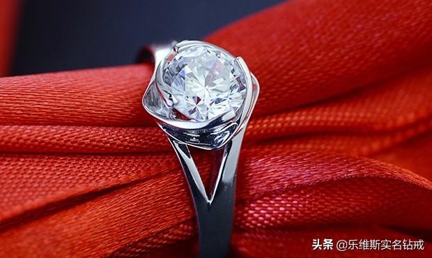 一克拉的钻石多少钱一般的钻石戒指多少钱-第3张图片-翡翠网