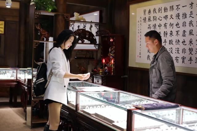 翡翠老字号价格洋河老字号元字号价格-第22张图片-翡翠网