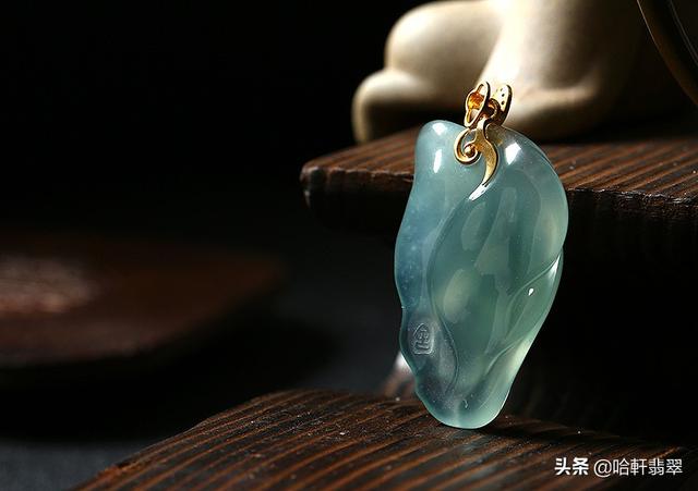 芙蓉种翡翠是冰糯种吗芙蓉冰翡翠价格-第1张图片-翡翠网 芙蓉种翡翠是冰糯种吗芙蓉冰翡翠价格-第1张图片-翡翠网