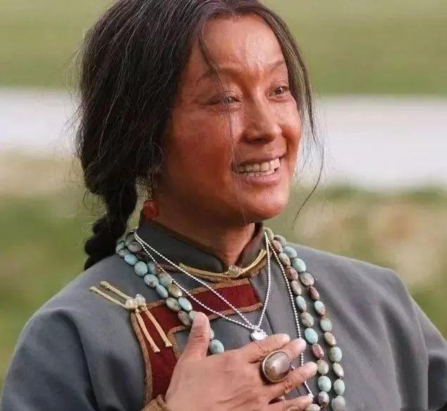 林妙可2018年春晚视频,林妙可春晚翡翠知识-第1张图片-翡翠网 林妙可2018年春晚视频,林妙可春晚翡翠知识-第1张图片-翡翠网