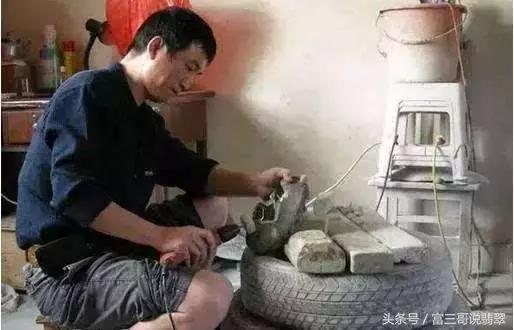 会卡翡翠原石的特点翡翠原石怎样磨光-第2张图片-翡翠网 会卡翡翠原石的特点翡翠原石怎样磨光-第2张图片-翡翠网