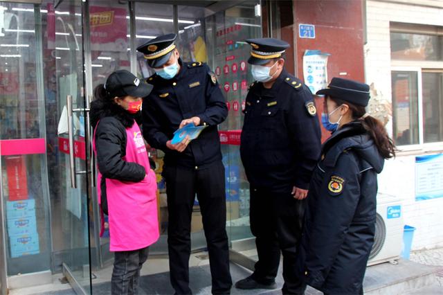 德隆翡翠市场地摊价格,翡翠原石哪里买-第3张图片-翡翠网 德隆翡翠市场地摊价格,翡翠原石哪里买-第3张图片-翡翠网