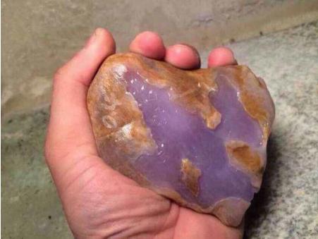 翡翠原石毛料开料图片翡翠毛料必背知识-第4张图片-翡翠网 翡翠原石毛料开料图片翡翠毛料必背知识-第4张图片-翡翠网