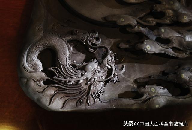 翡翠在国内的出现和流传时间**翡翠知识新青年-第1张图片-翡翠网 翡翠在国内的出现和流传时间**翡翠知识新青年-第1张图片-翡翠网