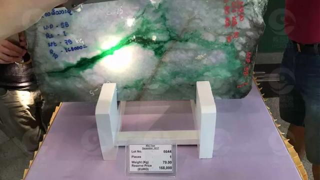 翡翠原石上的编号翡翠原石赌石技巧图解-第24张图片-翡翠网 翡翠原石上的编号翡翠原石赌石技巧图解-第24张图片-翡翠网