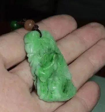 翡翠毛料怎么看种水好不好怎么看翡翠原石的种水-第20张图片-翡翠网 翡翠毛料怎么看种水好不好怎么看翡翠原石的种水-第20张图片-翡翠网