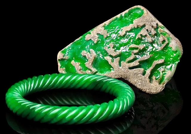 翡翠知识视频教程,翡翠的基本知识大全-第3张图片-翡翠网 翡翠知识视频教程,翡翠的基本知识大全-第3张图片-翡翠网