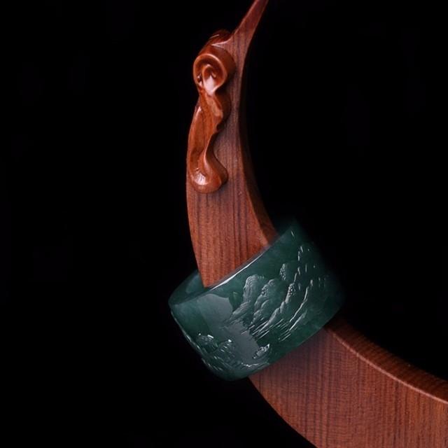 青姐翡翠玉石,玉翡翠知识新青年-第9张图片-翡翠网 青姐翡翠玉石,玉翡翠知识新青年-第9张图片-翡翠网