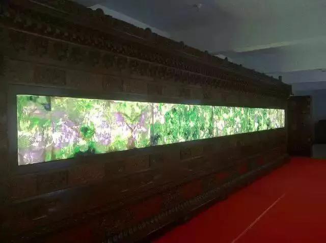 翡翠原石值钱吗中国最贵的翡翠原石-第7张图片-翡翠网