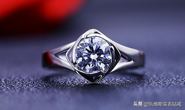 钻石市场价多少钱一克拉,1克拉钻石的价格-第3张图片-翡翠网