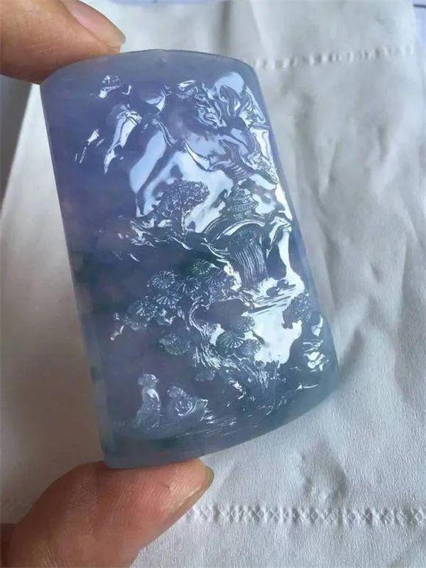 翡翠飘花值钱吗,翡翠原石飘花效果图-第5张图片-翡翠网 翡翠飘花值钱吗,翡翠原石飘花效果图-第5张图片-翡翠网