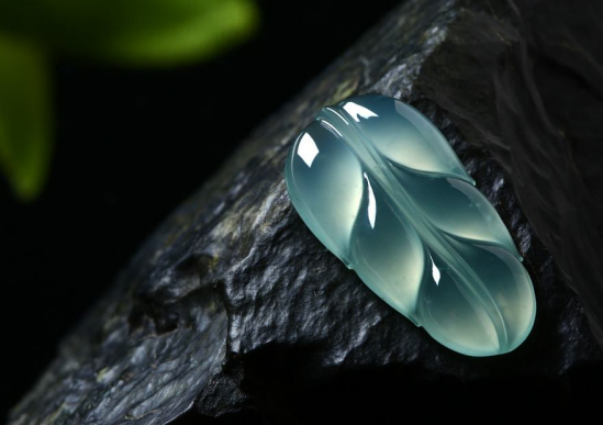 翡翠鉴定方法,电视广告真假翡翠知识-第1张图片-翡翠网 翡翠鉴定方法,电视广告真假翡翠知识-第1张图片-翡翠网