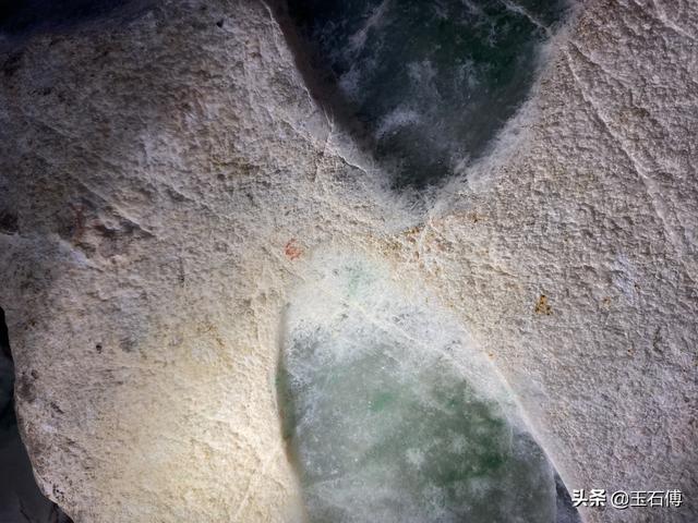 木那白盐沙紫罗兰翡翠原石图白盐沙皮翡翠原石-第10张图片-翡翠网 木那白盐沙紫罗兰翡翠原石图白盐沙皮翡翠原石-第10张图片-翡翠网