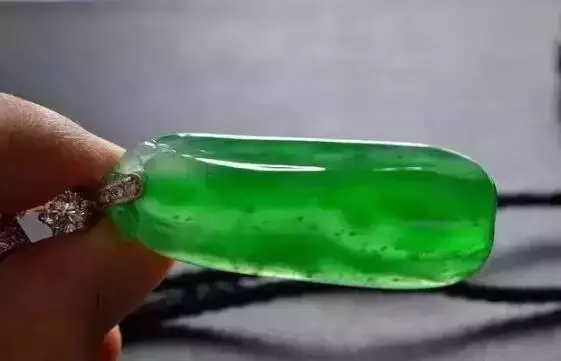 黄蜡皮翡翠原石翡翠原石木蜡至尊图片-第13张图片-翡翠网 黄蜡皮翡翠原石翡翠原石木蜡至尊图片-第13张图片-翡翠网