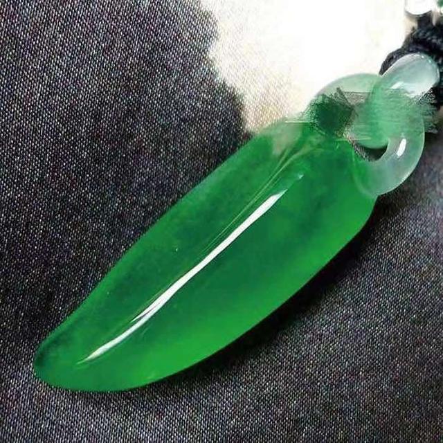 玉石怎么鉴定真假翡翠怎么鉴定价格-第5张图片-翡翠网 玉石怎么鉴定真假翡翠怎么鉴定价格-第5张图片-翡翠网