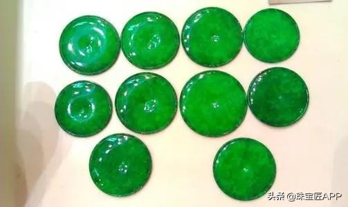 冰种飘花翡翠铁龙生飘花翡翠手镯图片价格-第22张图片-翡翠网 冰种飘花翡翠铁龙生飘花翡翠手镯图片价格-第22张图片-翡翠网