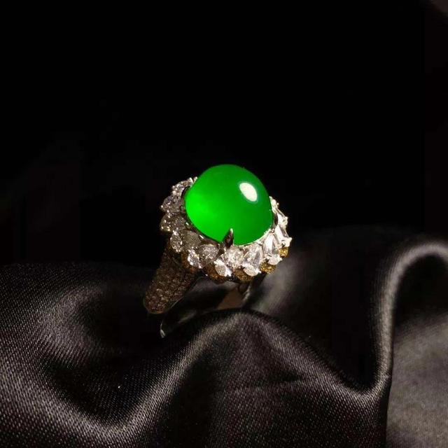 玉翡翠免费观看翡翠基础知识分享-第1张图片-翡翠网 玉翡翠免费观看翡翠基础知识分享-第1张图片-翡翠网