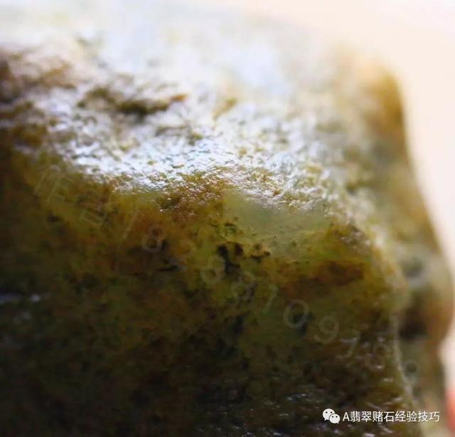 翡翠原石木讷,木纳原石白岩沙-第8张图片-翡翠网 翡翠原石木讷,木纳原石白岩沙-第8张图片-翡翠网