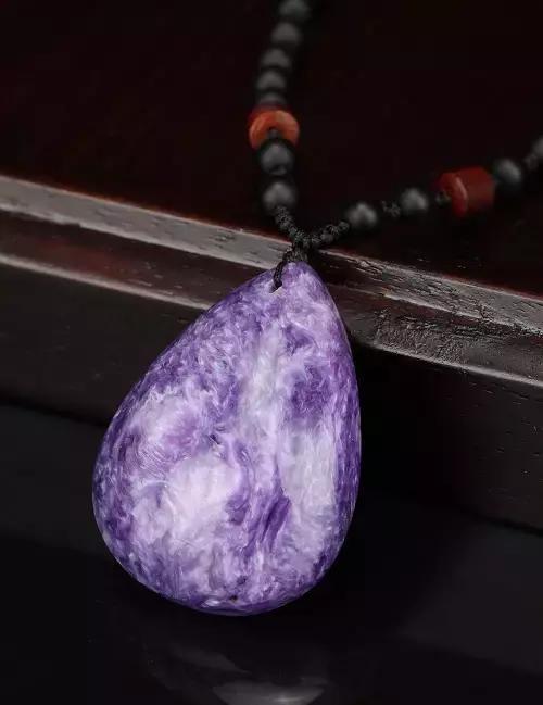 翡翠深层知识,翡翠从入门到精通知识汇总-第23张图片-翡翠网 翡翠深层知识,翡翠从入门到精通知识汇总-第23张图片-翡翠网