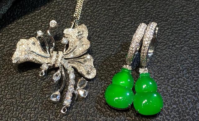 翡翠价格大涨翡翠这两年涨钱还是掉钱-第5张图片-翡翠网 翡翠价格大涨翡翠这两年涨钱还是掉钱-第5张图片-翡翠网