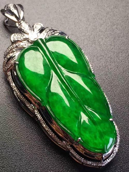 为何翡翠a货才值几百元翡翠a货市场价格-第3张图片-翡翠网 为何翡翠a货才值几百元翡翠a货市场价格-第3张图片-翡翠网