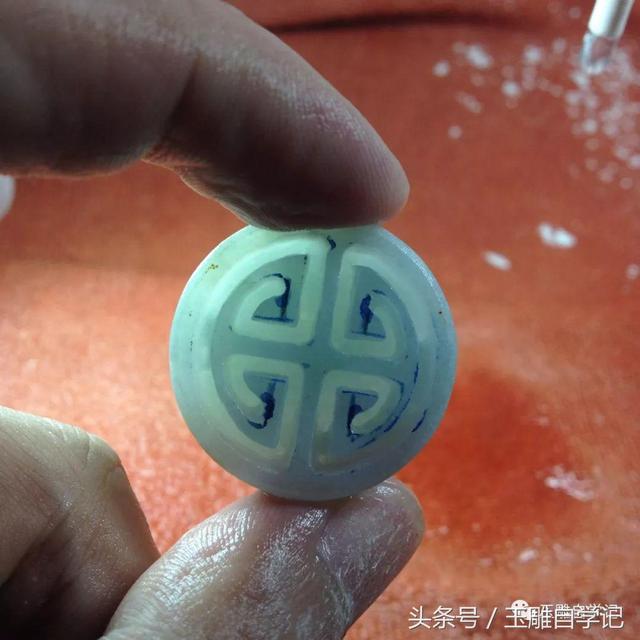 悟道翡翠价格**作品悟道翡翠雕刻图片-第15张图片-翡翠网 悟道翡翠价格**作品悟道翡翠雕刻图片-第15张图片-翡翠网