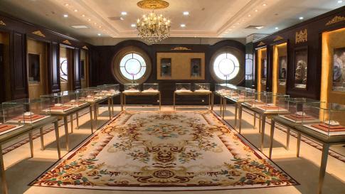 上海哪里卖葫芦丝乐器上海哪里卖翡翠手镯-第3张图片-翡翠网 上海哪里卖葫芦丝乐器上海哪里卖翡翠手镯-第3张图片-翡翠网