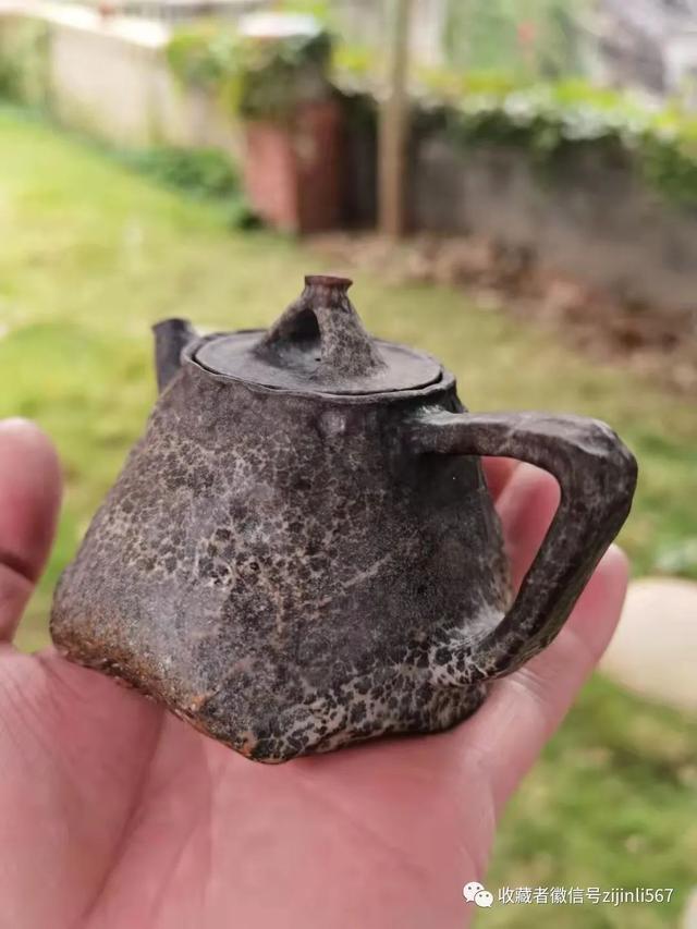 砭石真假翡翠知识鉴定翡翠真假小妙招-第83张图片-翡翠网