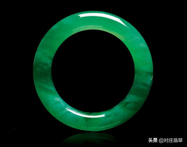 关于缅甸翡翠冰种原石价格的信息-第4张图片-翡翠网 关于缅甸翡翠冰种原石价格的信息-第4张图片-翡翠网