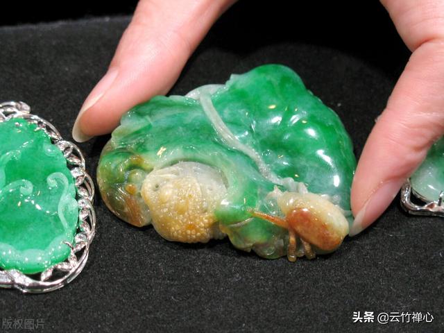 假翡翠原石图片,真品翡翠原石图鉴-第2张图片-翡翠网 假翡翠原石图片,真品翡翠原石图鉴-第2张图片-翡翠网