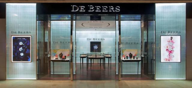 黄金价格今天多少一克,买黄金项链哪个品牌好-第11张图片-翡翠网 黄金价格今天多少一克,买黄金项链哪个品牌好-第11张图片-翡翠网