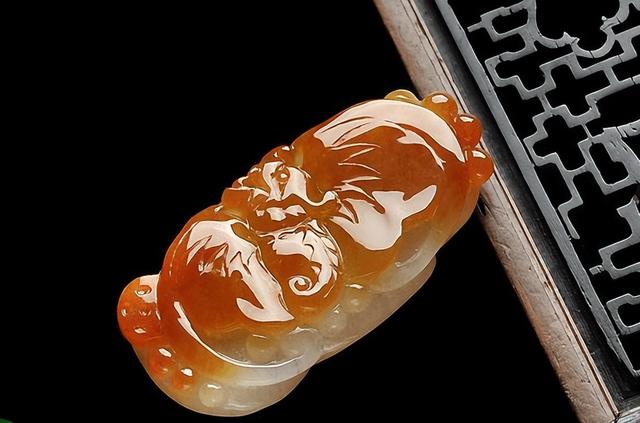 a货翡翠挂件价格查询,翡翠a货价格查询表-第3张图片-翡翠网 a货翡翠挂件价格查询,翡翠a货价格查询表-第3张图片-翡翠网