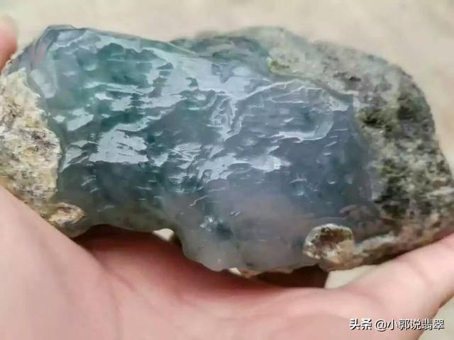 哪里的翡翠原石最好龙肯翡翠原石怎么样-第4张图片-翡翠网 哪里的翡翠原石最好龙肯翡翠原石怎么样-第4张图片-翡翠网