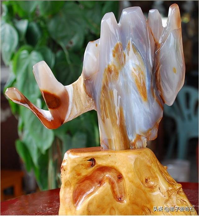 缅甸翡翠玉价格缅甸翡翠值钱吗-第8张图片-翡翠网 缅甸翡翠玉价格缅甸翡翠值钱吗-第8张图片-翡翠网