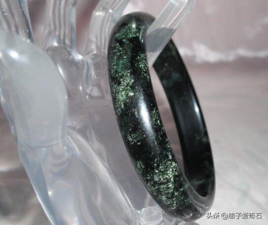 缅甸翡翠玉价格缅甸翡翠值钱吗-第16张图片-翡翠网 缅甸翡翠玉价格缅甸翡翠值钱吗-第16张图片-翡翠网