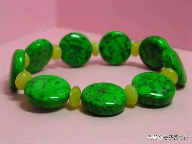 缅甸翡翠玉价格缅甸翡翠值钱吗-第17张图片-翡翠网 缅甸翡翠玉价格缅甸翡翠值钱吗-第17张图片-翡翠网