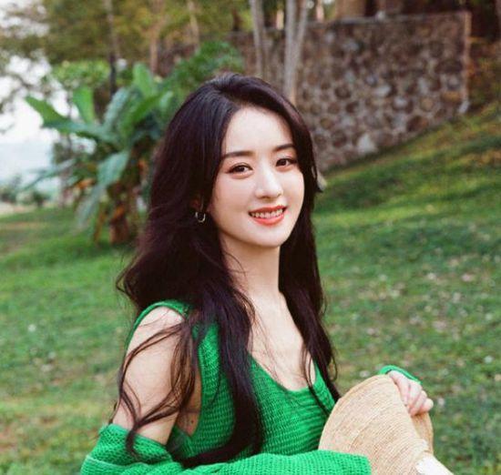 喜欢翡翠的女歌唱家章子怡春晚翡翠知识-第8张图片-翡翠网 喜欢翡翠的女歌唱家章子怡春晚翡翠知识-第8张图片-翡翠网