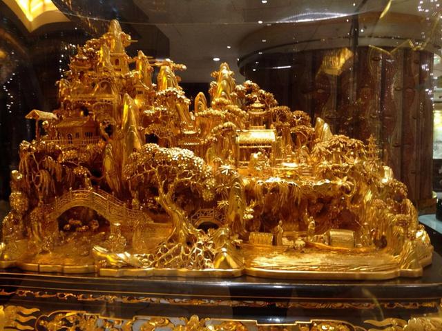 全国珠宝品牌前十名珠宝首饰-第9张图片-翡翠网 全国珠宝品牌前十名珠宝首饰-第9张图片-翡翠网