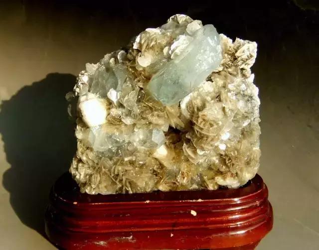 黑石头天然原石图片,黑宝石翡翠原石-第73张图片-翡翠网 黑石头天然原石图片,黑宝石翡翠原石-第73张图片-翡翠网