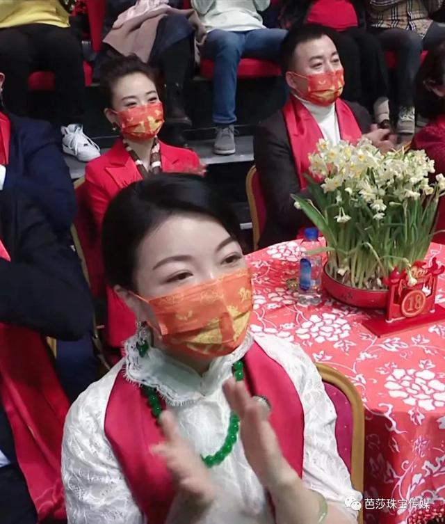 除夕看知识春晚10春晚翡翠知识-第2张图片-翡翠网 除夕看知识春晚10春晚翡翠知识-第2张图片-翡翠网