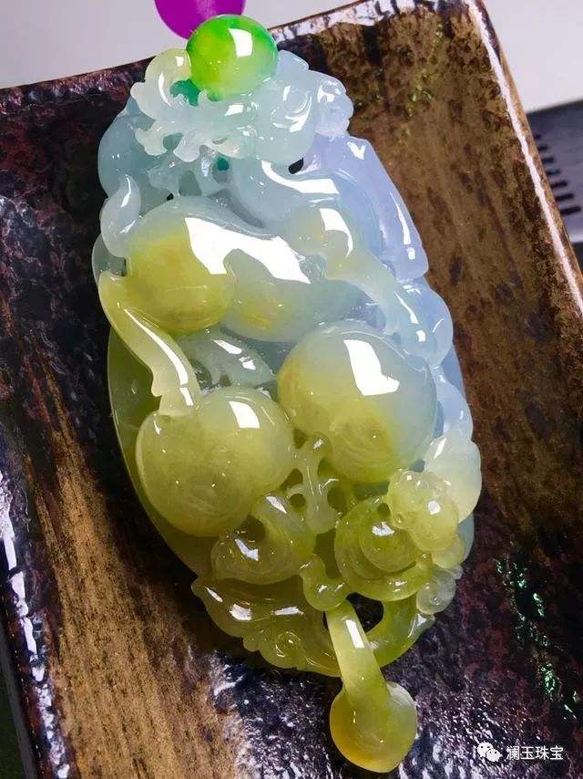 了解更多翡翠知识,关于翡翠的知识大全-第1张图片-翡翠网 了解更多翡翠知识,关于翡翠的知识大全-第1张图片-翡翠网