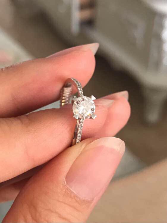 周大福定制钻戒周大福钻戒是什么档次的-第2张图片-翡翠网 周大福定制钻戒周大福钻戒是什么档次的-第2张图片-翡翠网