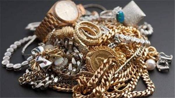 真正的私人收购和田玉,二手钻石回收-第2张图片-翡翠网 真正的私人收购和田玉,二手钻石回收-第2张图片-翡翠网