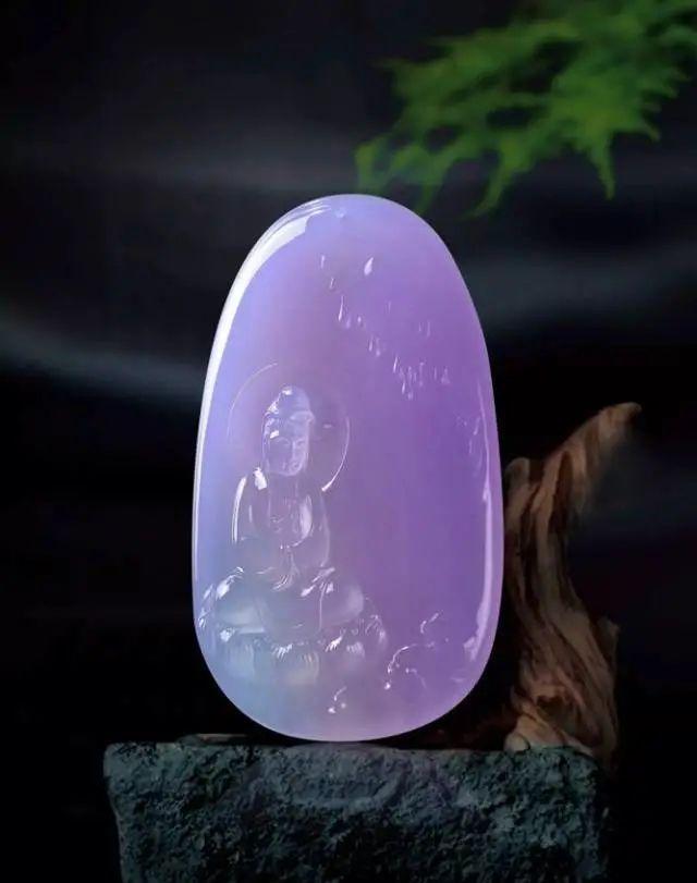 紫翡翠的颜色知识紫翡翠价格一般多少-第4张图片-翡翠网 紫翡翠的颜色知识紫翡翠价格一般多少-第4张图片-翡翠网