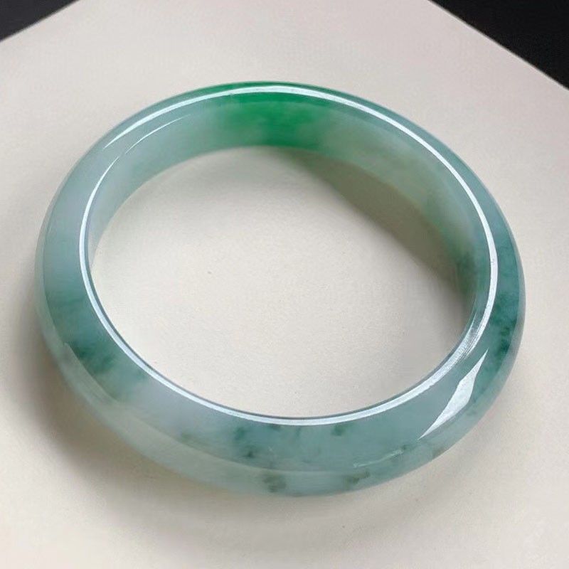 包含小孩翡翠手镯最小圈口是多少的词条-第1张图片-翡翠网 包含小孩翡翠手镯最小圈口是多少的词条-第1张图片-翡翠网